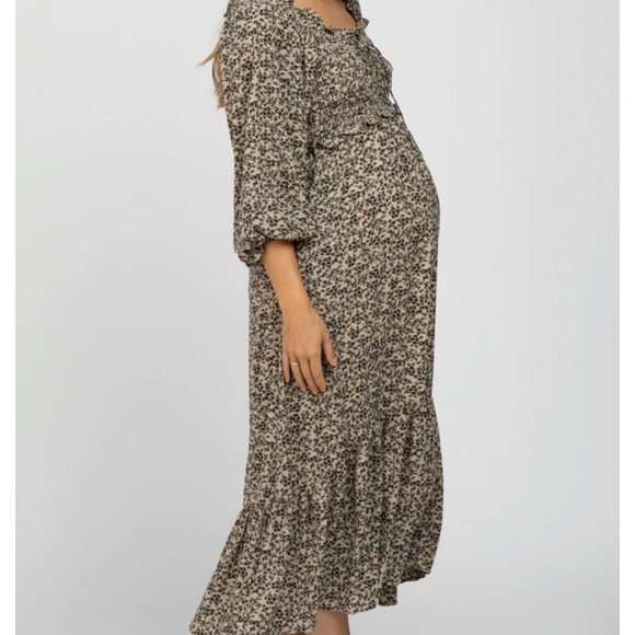 Pink blush maternity dress - Picture 2 of 6